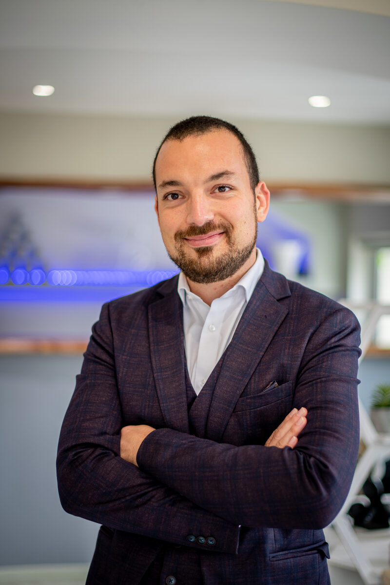 Jonathan, consultant IT indépendant chez Cloud Systems